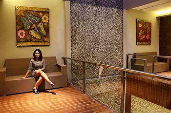De'Corner Guest House Malang Exterior photo