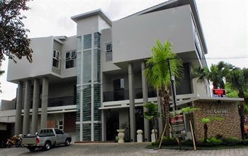 De'Corner Guest House Malang Exterior photo
