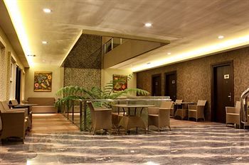 De'Corner Guest House Malang Exterior photo